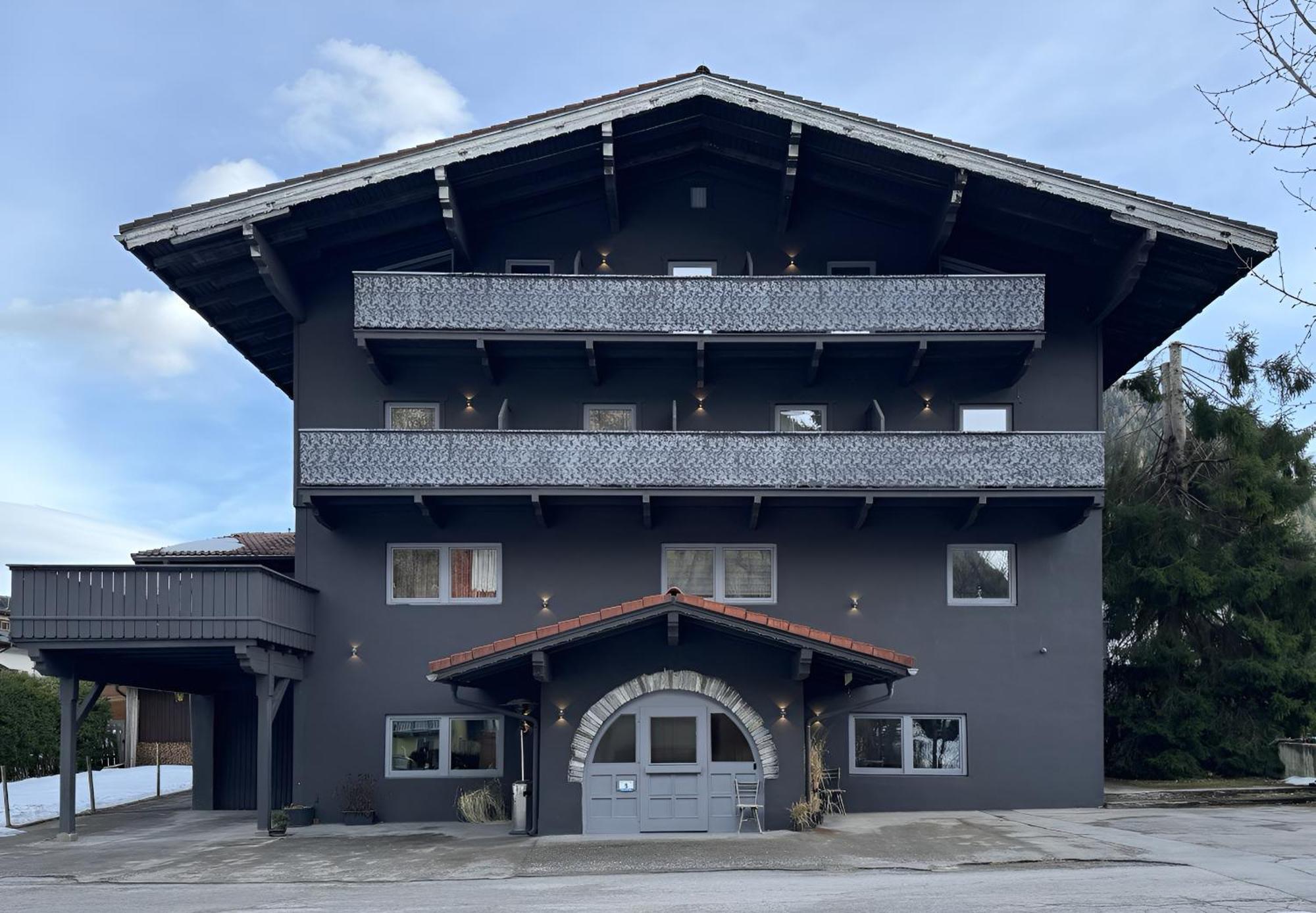 Two Brothers Inn 佩尔蒂绍 外观 照片